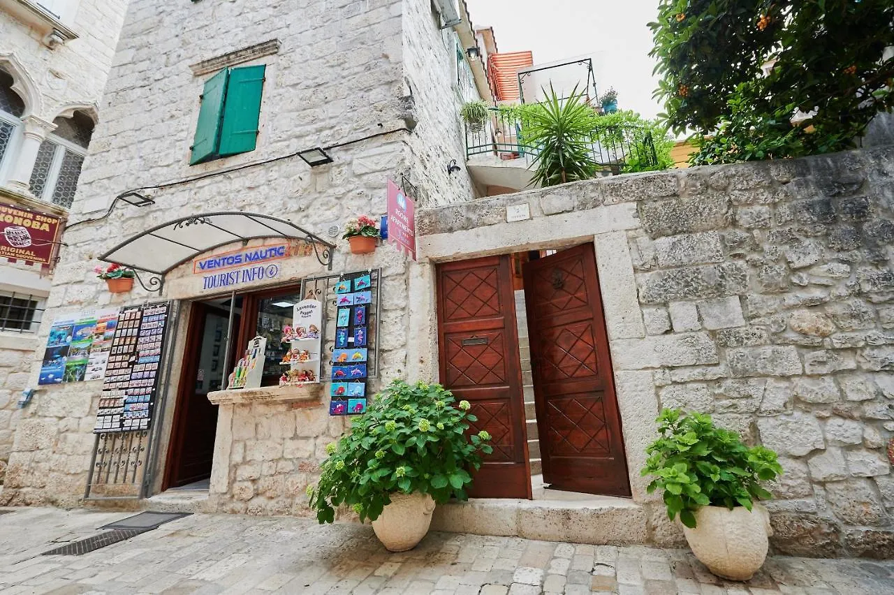 Apartments Ivica Trogir