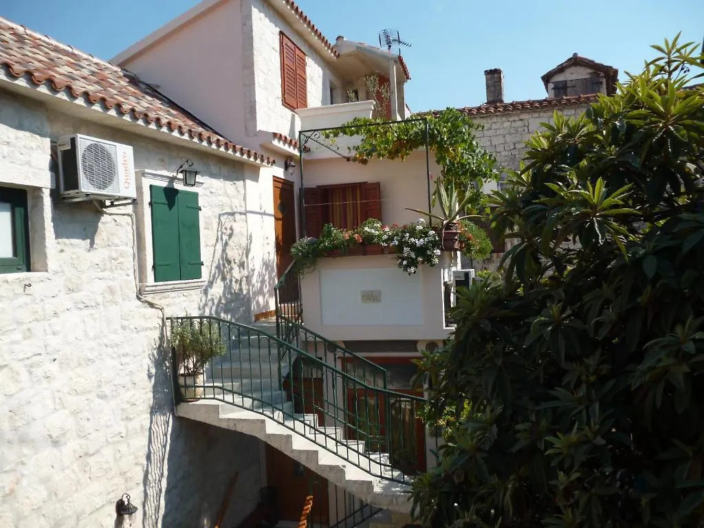 Maison d'hôtes Apartments Ivica Trogir